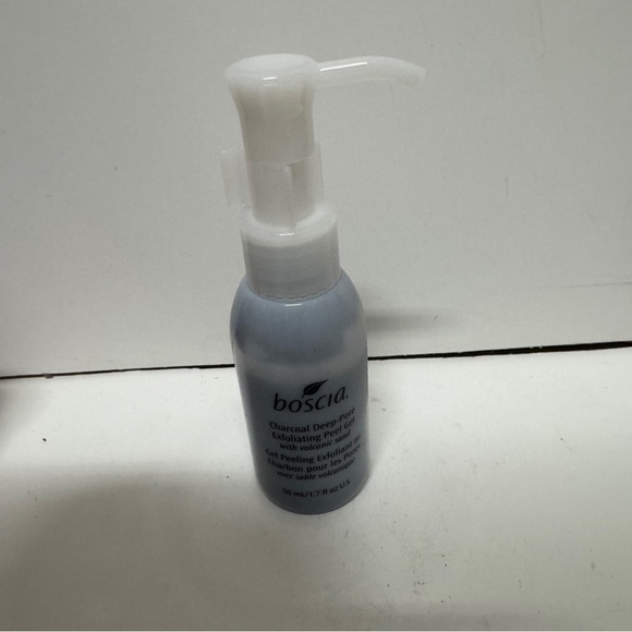 Boscia Charcoal Deep Pore Exfoliating Peel Gel with volcanic sand 1.7 OZ - Picture 1 of 3